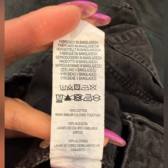 🔥Primark Classic Black Denim Women's Shorts Size 4 EUC🔥 - Picture 6 of 6